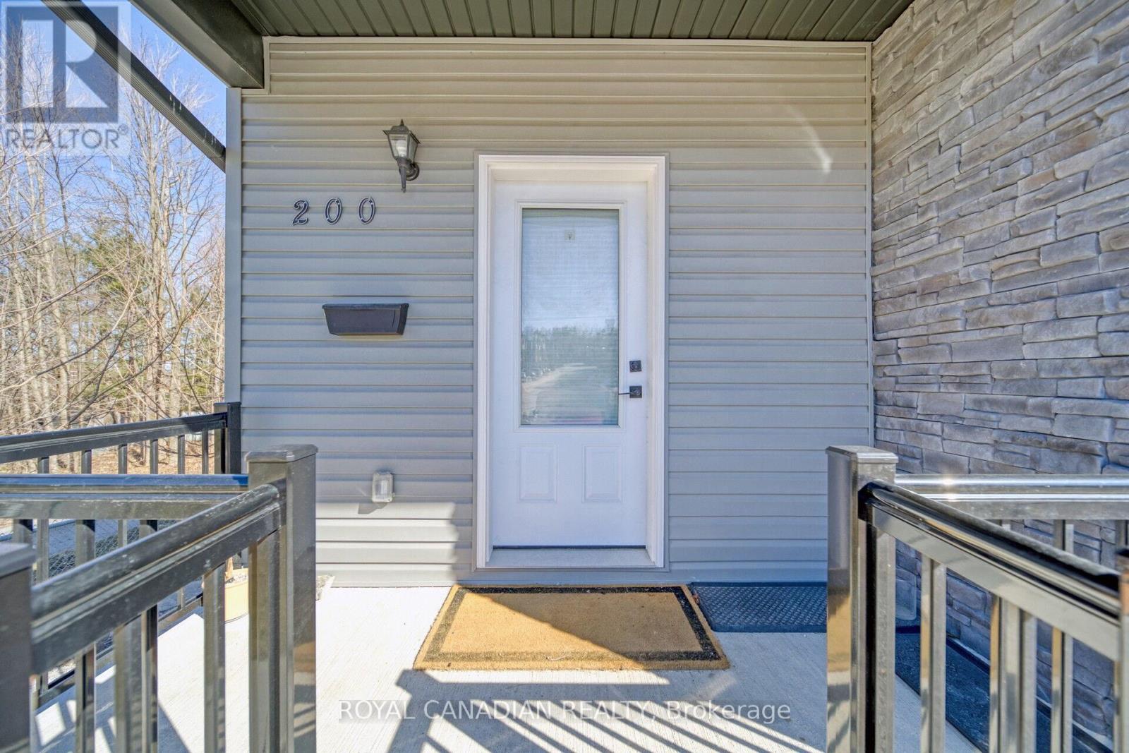 Property at 200 ARDAGH ROAD W image 5