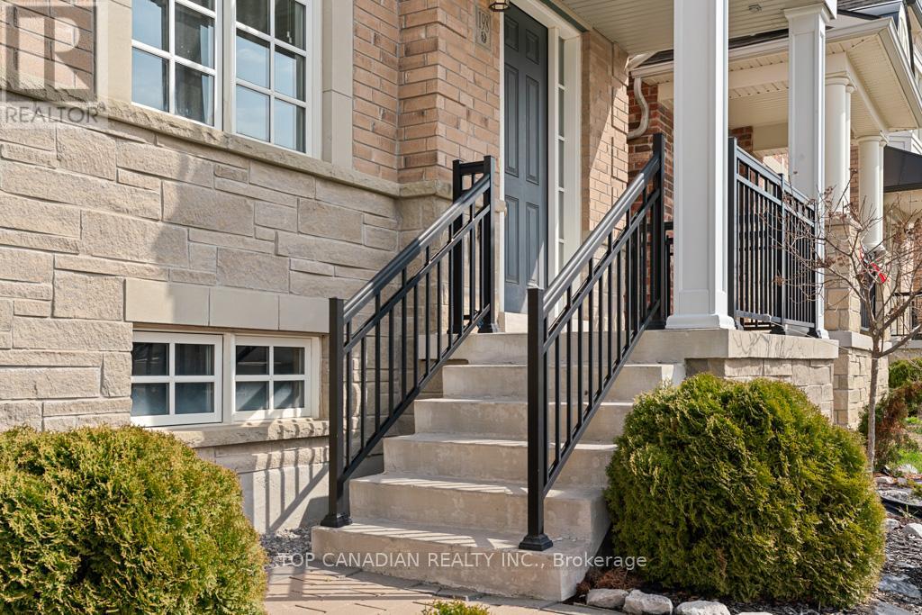 Property at 198 PARADELLE DRIVE image 2
