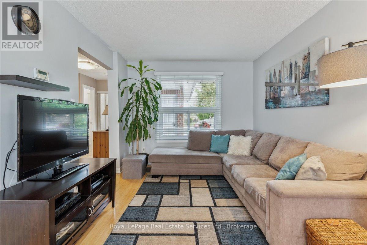 211 Murray Street, Brampton, Ontario  L6X 3L8 - Photo 10 - W12102913
