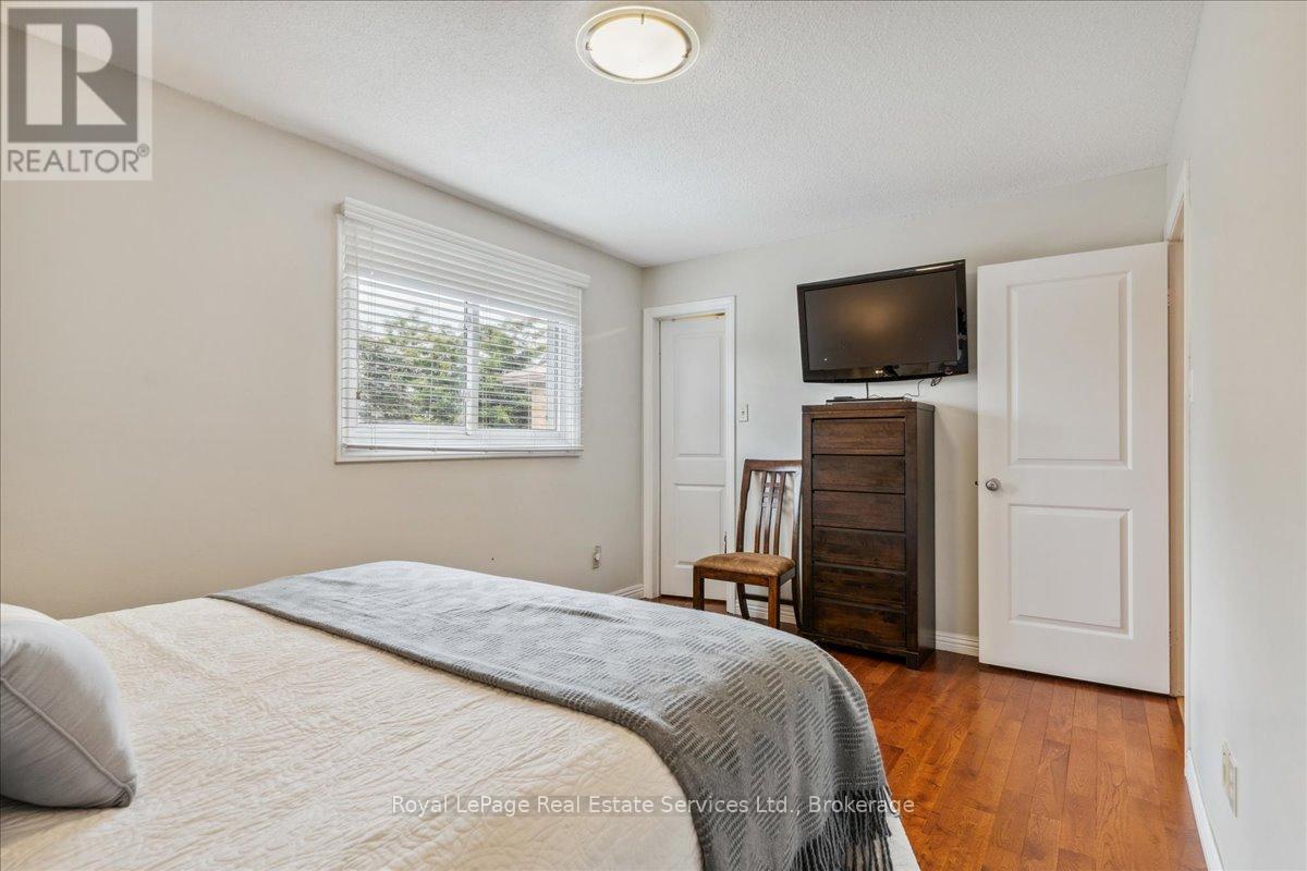 211 Murray Street, Brampton, Ontario  L6X 3L8 - Photo 25 - W12102913