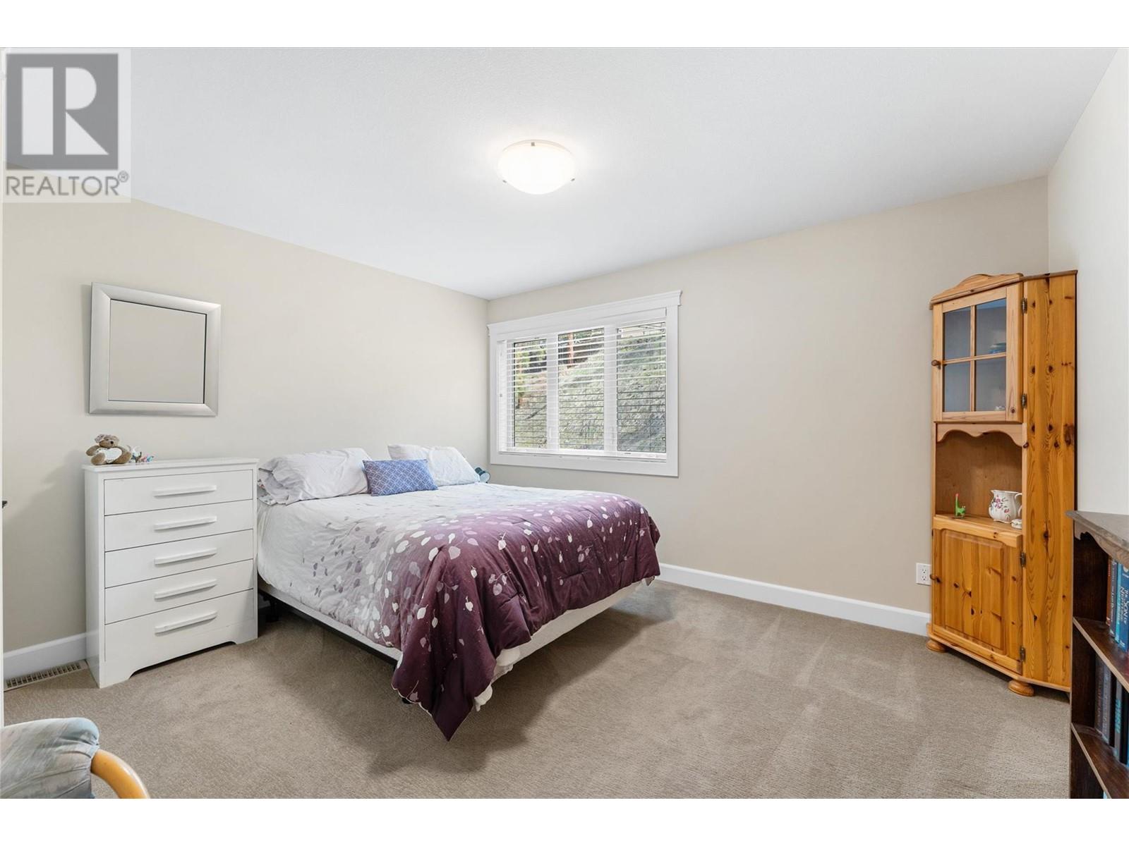 10627 Okanagan Centre Road W, Lake Country, British Columbia  V4V 2H8 - Photo 25 - 10344935