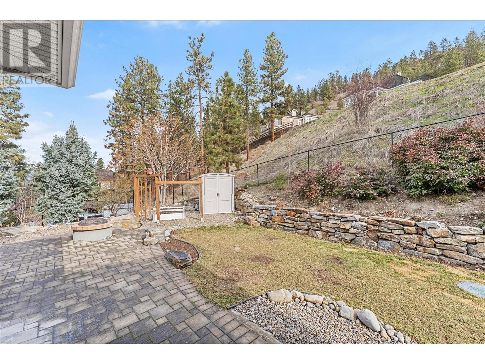10627 Okanagan Centre Road W, Lake Country, British Columbia  V4V 2H8 - Photo 35 - 10344935