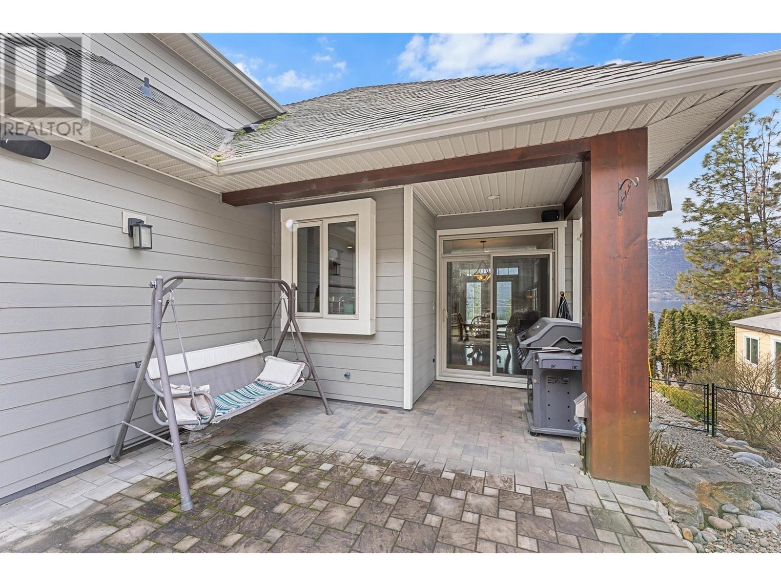 10627 Okanagan Centre Road W, Lake Country, British Columbia  V4V 2H8 - Photo 36 - 10344935