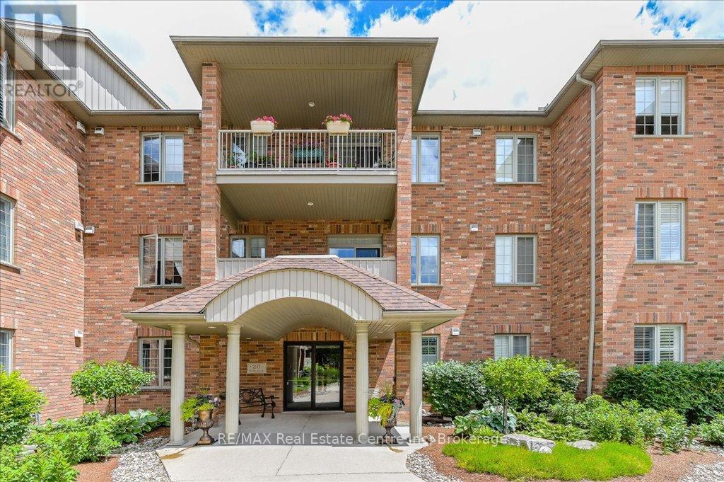 308 - 20 Station Square, Centre Wellington, Ontario  N0B 1S0 - Photo 2 - X12102907