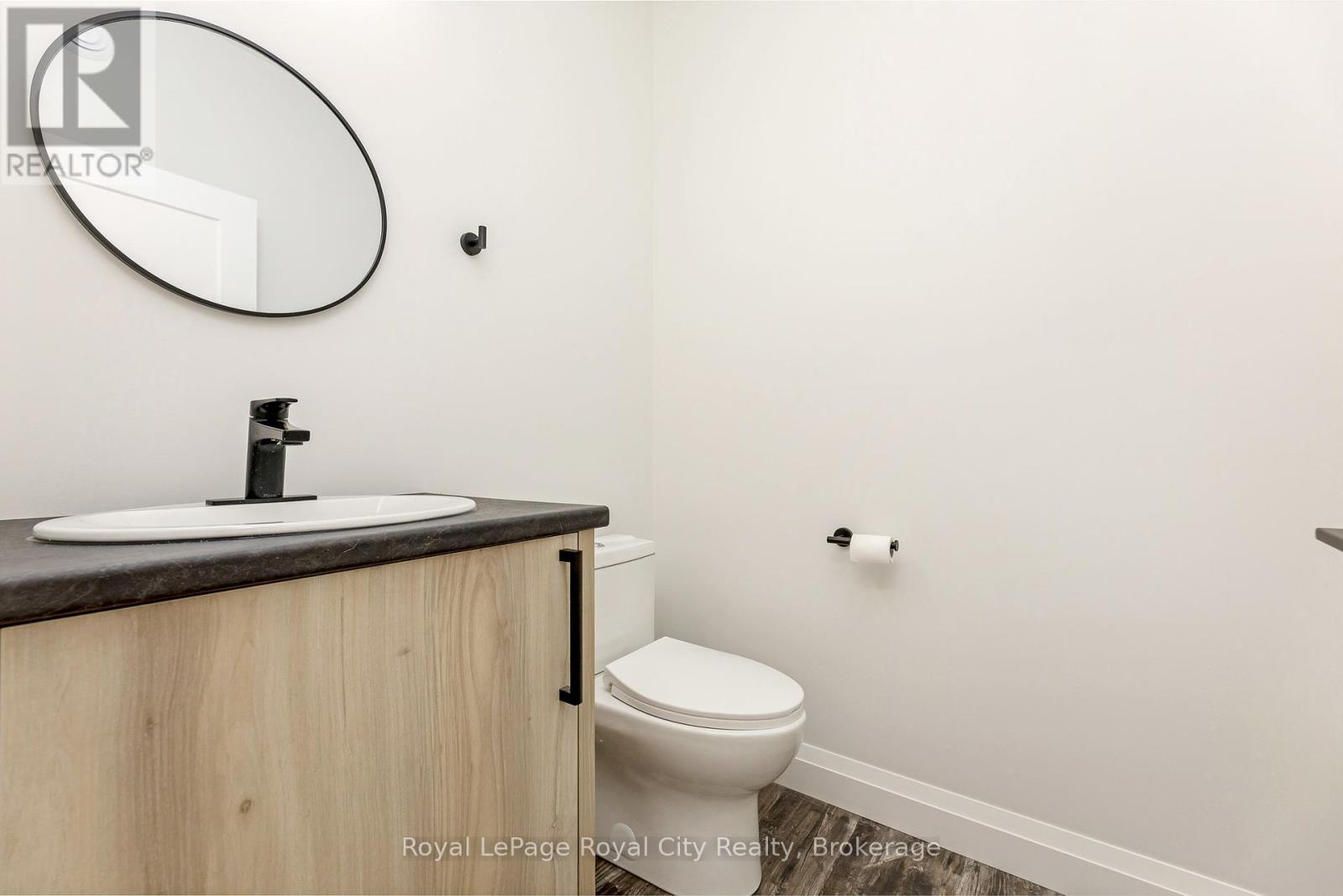 33 Islington Avenue, Guelph, Ontario  N1E 1B2 - Photo 12 - X12102912