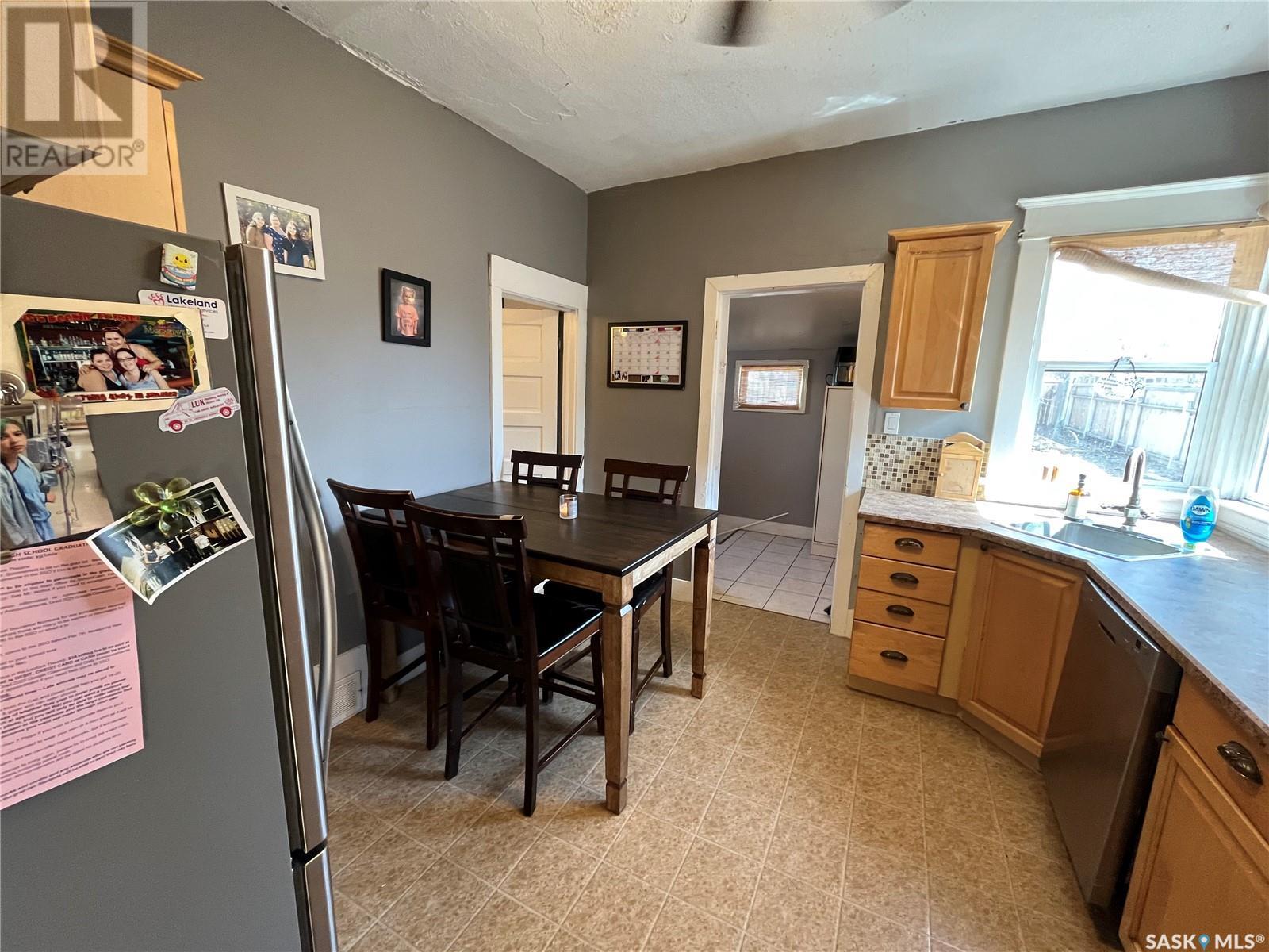 1452 103rd Street, North Battleford, Saskatchewan  S9A 1L3 - Photo 5 - SK003626