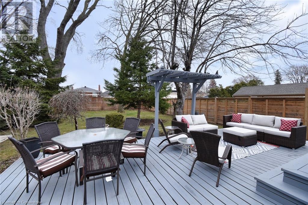 733 Ashley Avenue, Burlington, Ontario  L7R 2Z4 - Photo 42 - 40709337