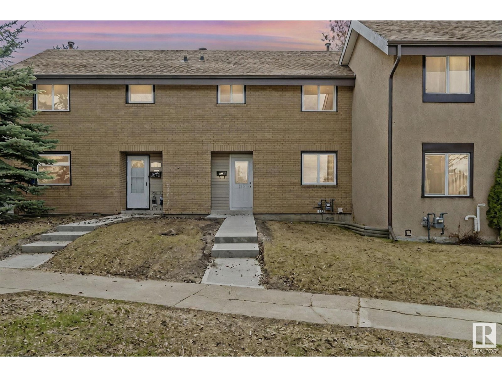 Property at 119 GRANDIN VILLAGE image 1