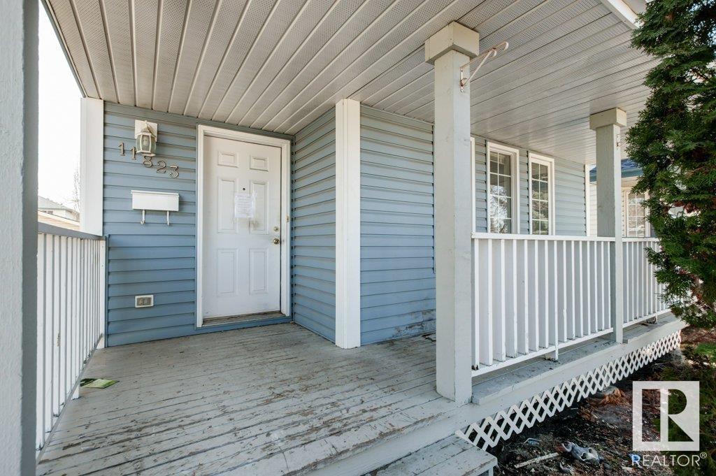Property at 11823 9 AV NW image 4