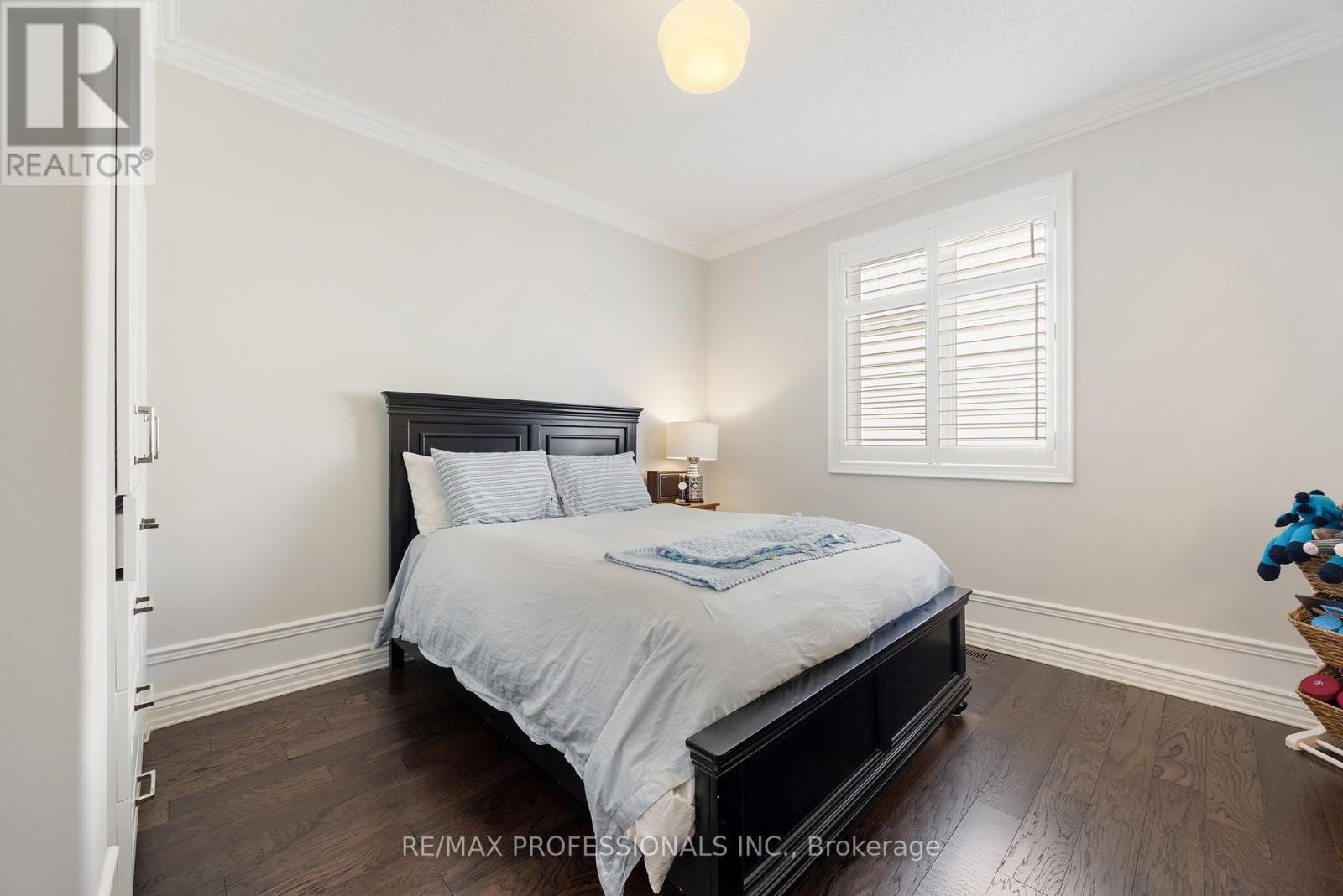 401 Coombs Court, Milton, Ontario  L9T 7N5 - Photo 27 - W12096308