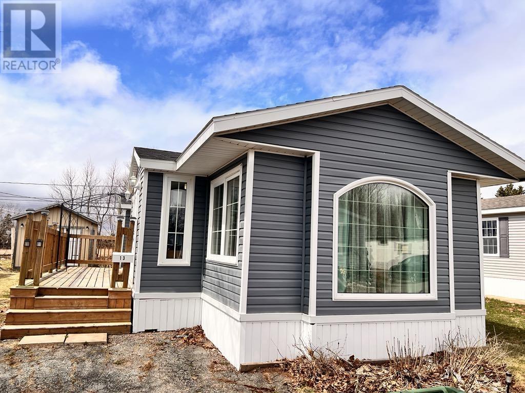Property at 13 Linkletter Estates image 1