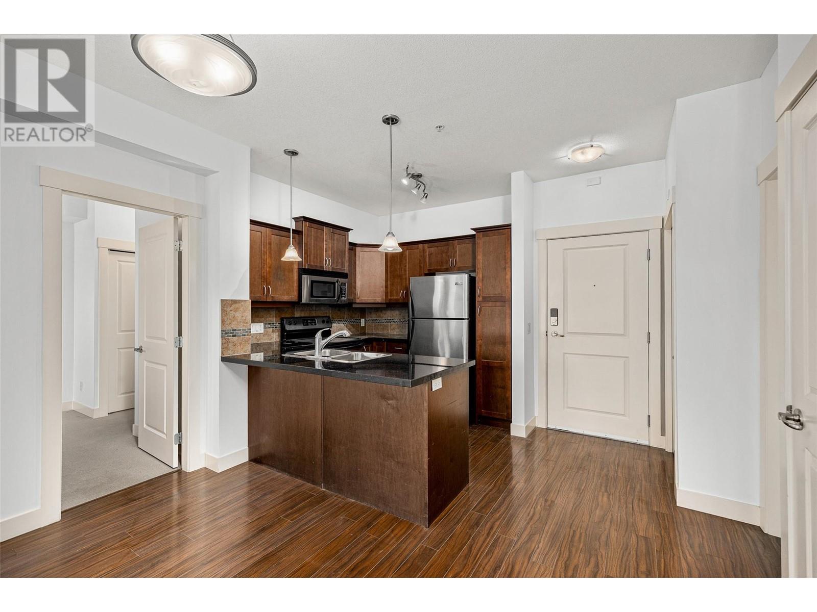 3533 Carrington Road Unit# 215, West Kelowna, British Columbia  V4T 2Z9 - Photo 8 - 10343484