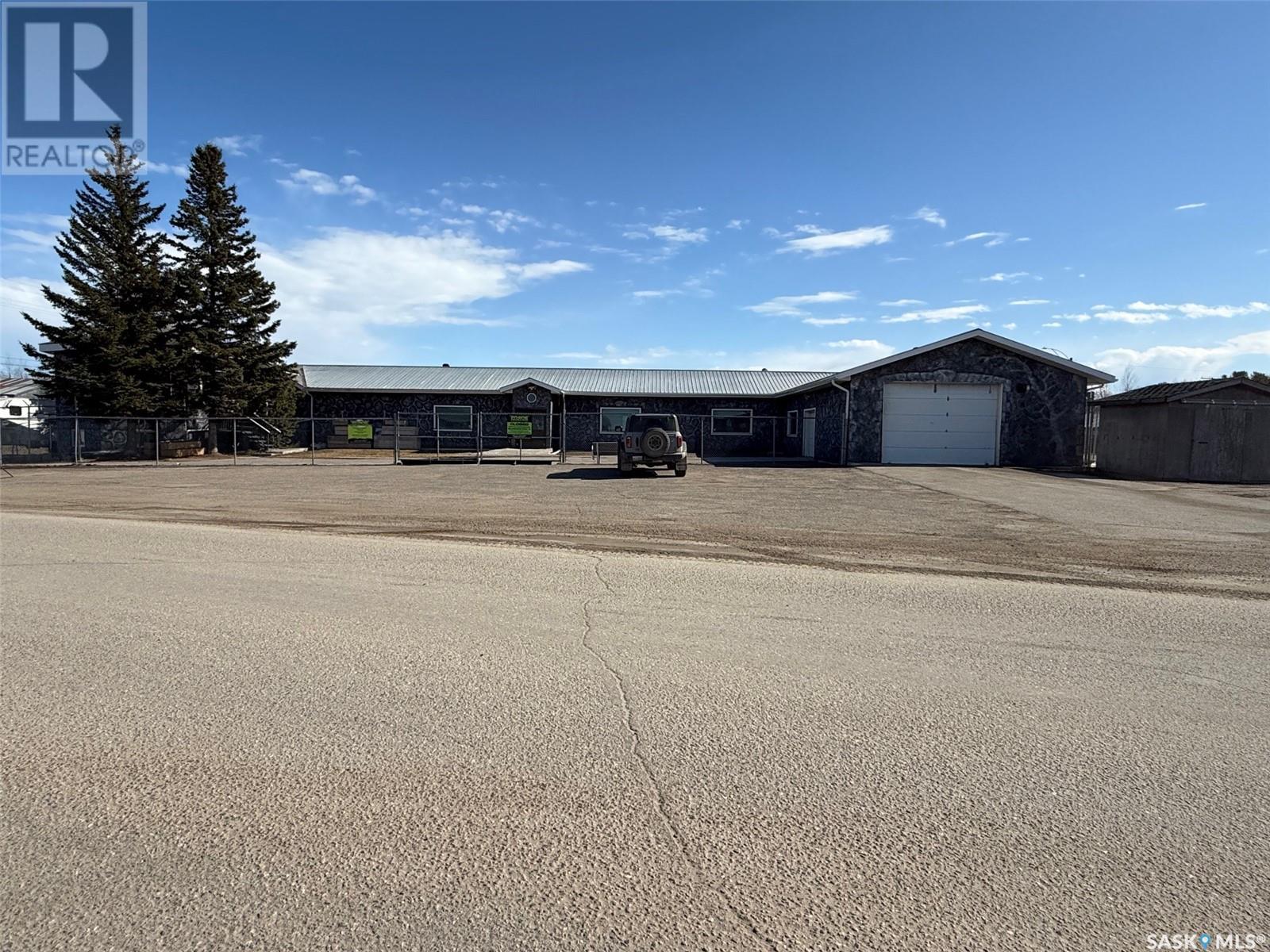 Property at 308 & 310 Husky AVENUE image 1