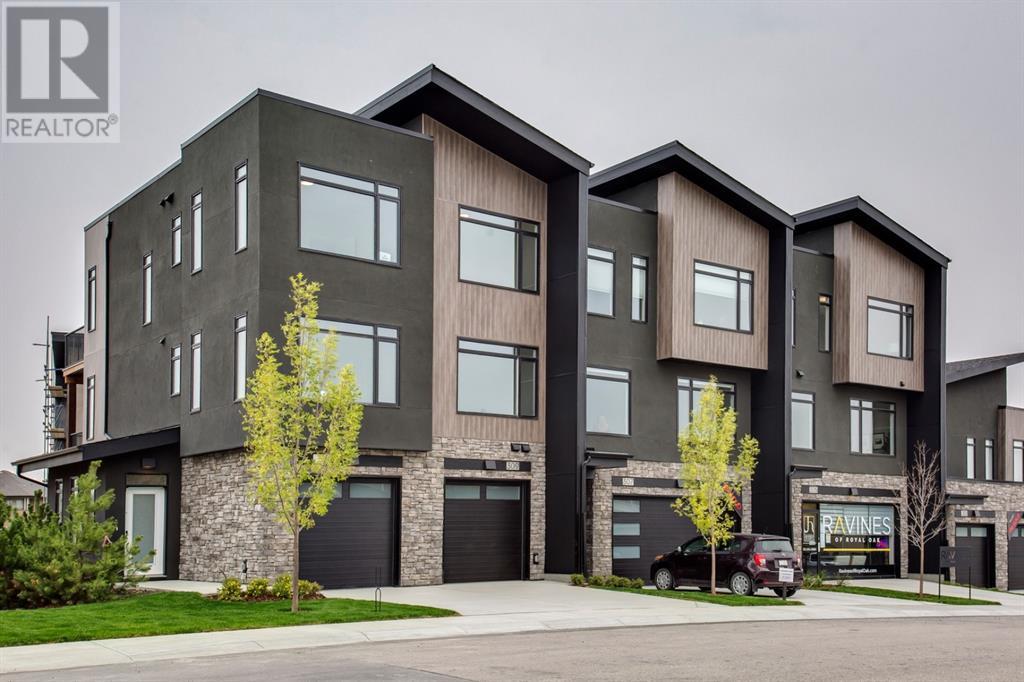 Property at 259 Royal Elm Road NW image 2