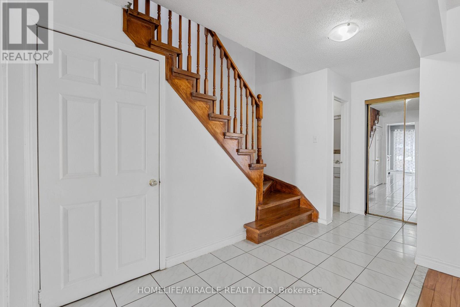 1945 Pine Grove Avenue, Pickering, Ontario  L1V 6R4 - Photo 15 - E12023763