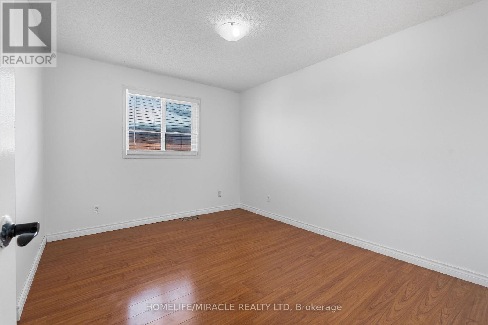 1945 Pine Grove Avenue, Pickering, Ontario  L1V 6R4 - Photo 22 - E12023763