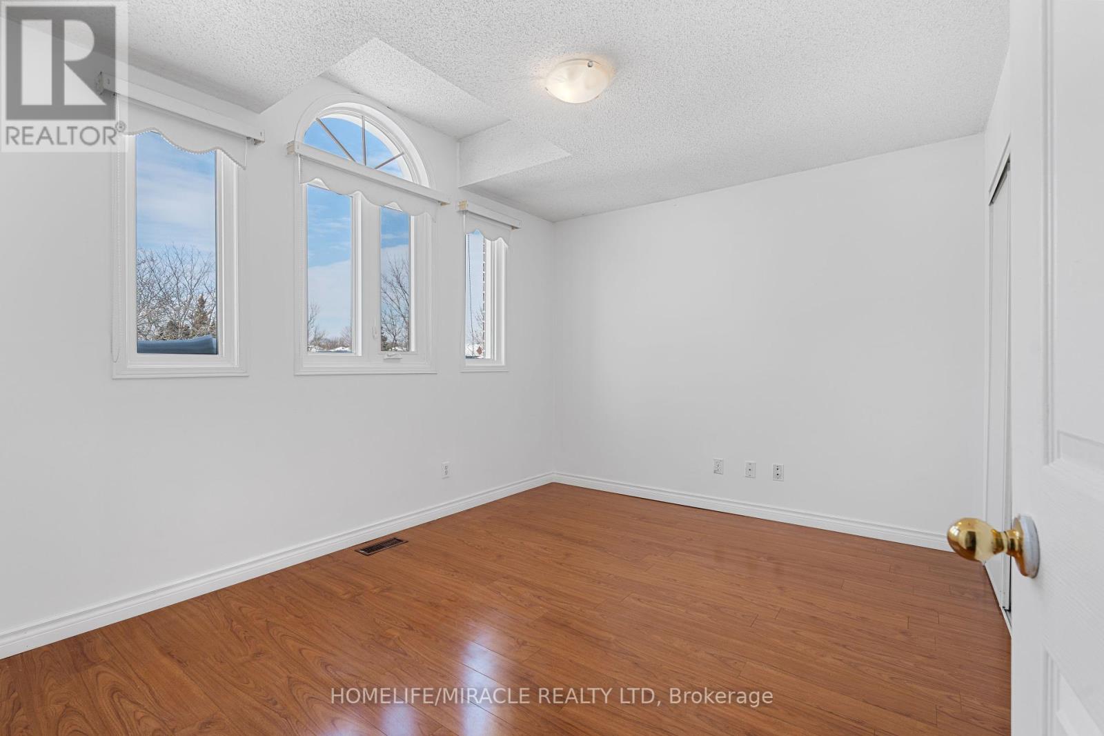 1945 Pine Grove Avenue, Pickering, Ontario  L1V 6R4 - Photo 23 - E12023763