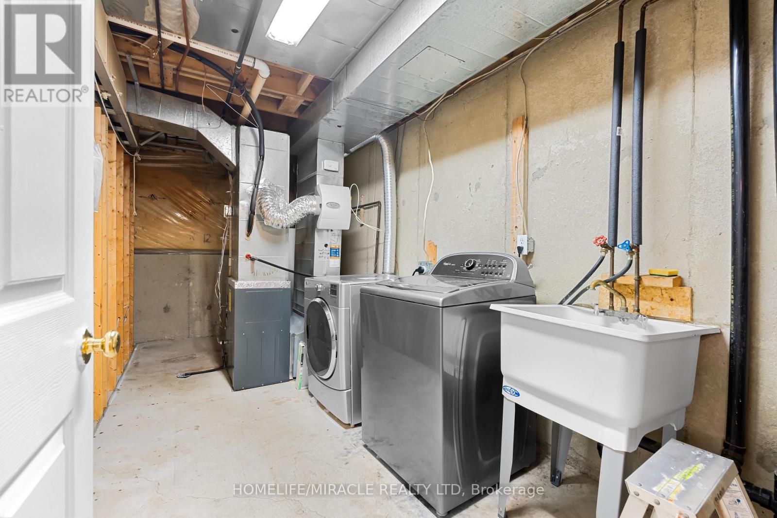1945 Pine Grove Avenue, Pickering, Ontario  L1V 6R4 - Photo 29 - E12023763
