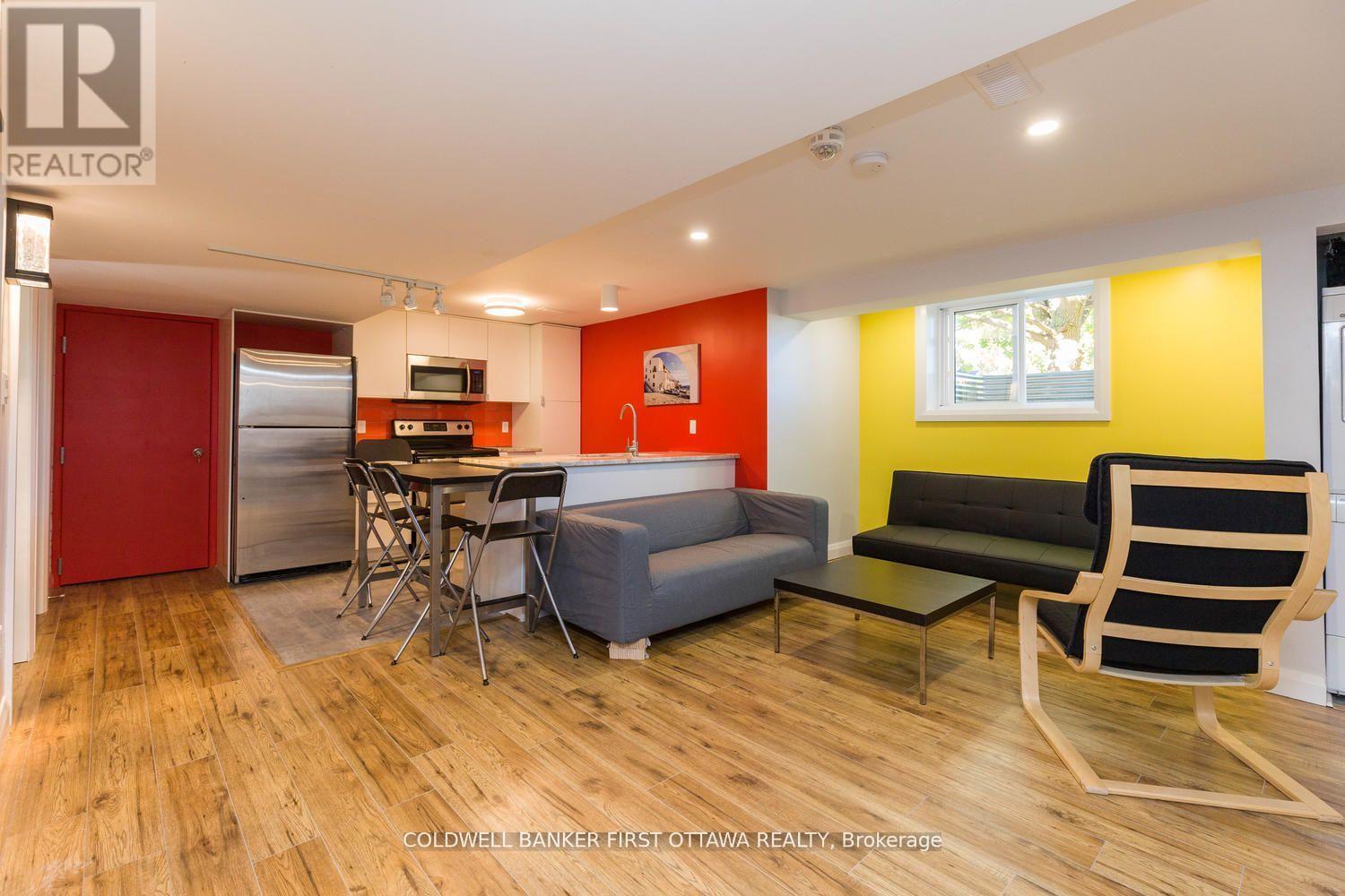 Property at 34 WESTWOOD DRIVE image 4