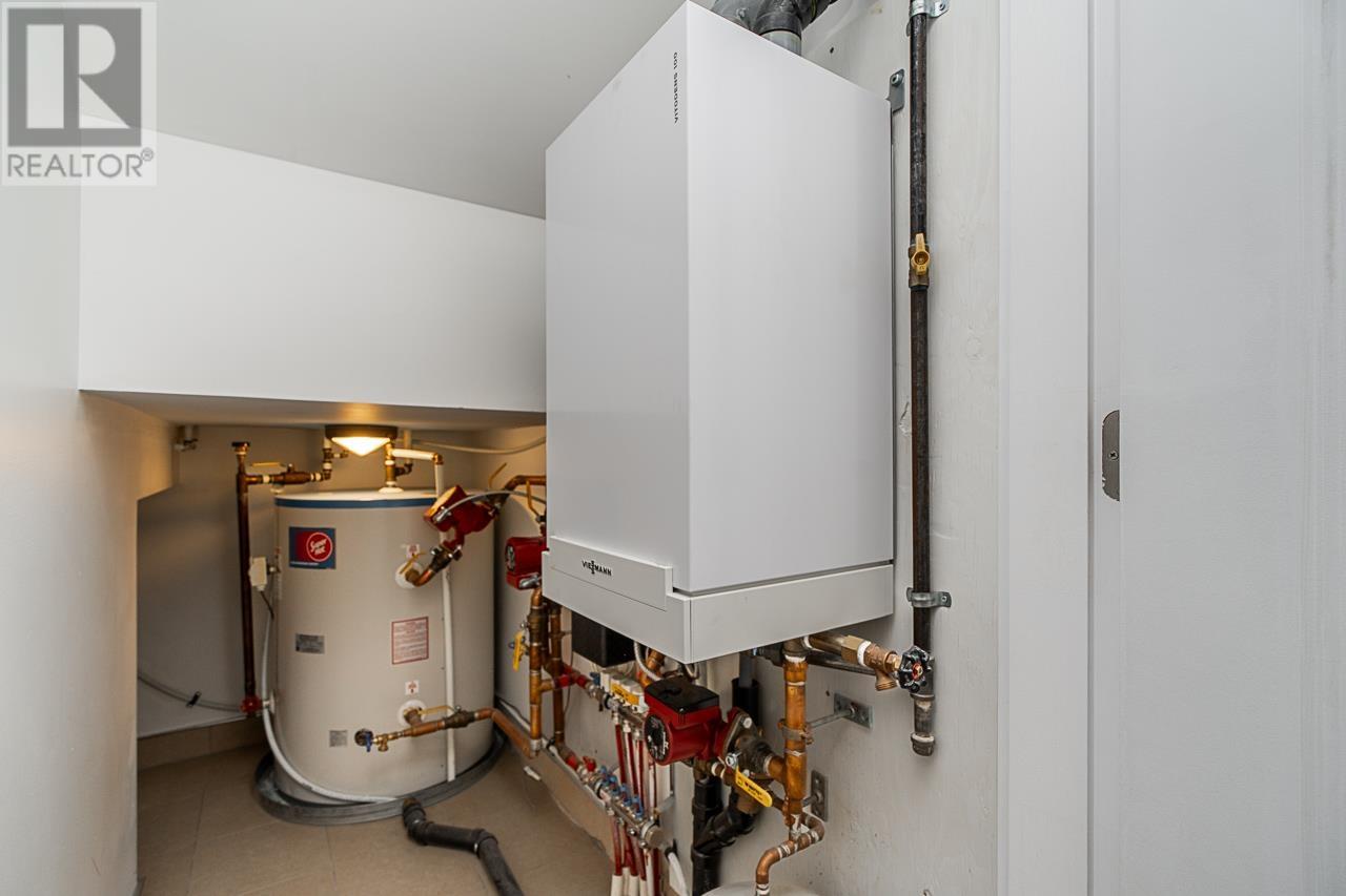 Listing Picture 34 of 40 : 3985 WINDERMERE STREET, Vancouver / 溫哥華 - 魯藝地產 Yvonne Lu Group - MLS Medallion Club Member