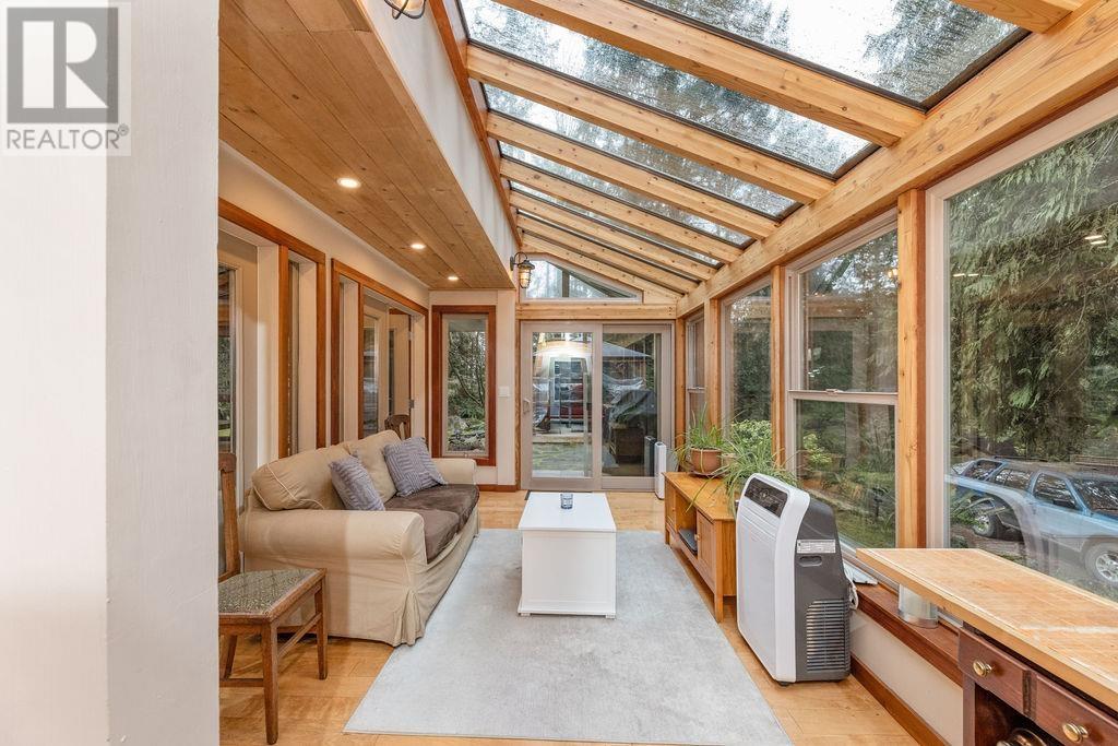 484 Shawanabe Road, Gambier Island, British Columbia  V0N 1V0 - Photo 15 - R2969234