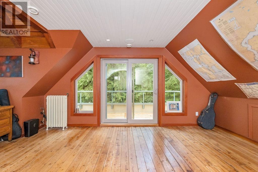 484 Shawanabe Road, Gambier Island, British Columbia  V0N 1V0 - Photo 20 - R2969234