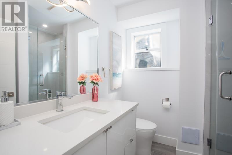 344 W 23rd Street, North Vancouver, British Columbia  V7M 2B5 - Photo 26 - R2994274