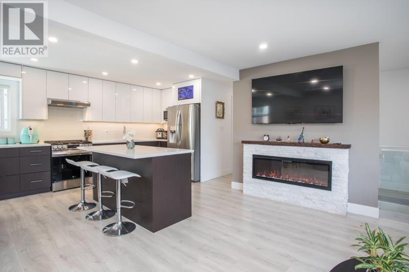 344 W 23rd Street, North Vancouver, British Columbia  V7M 2B5 - Photo 6 - R2994274