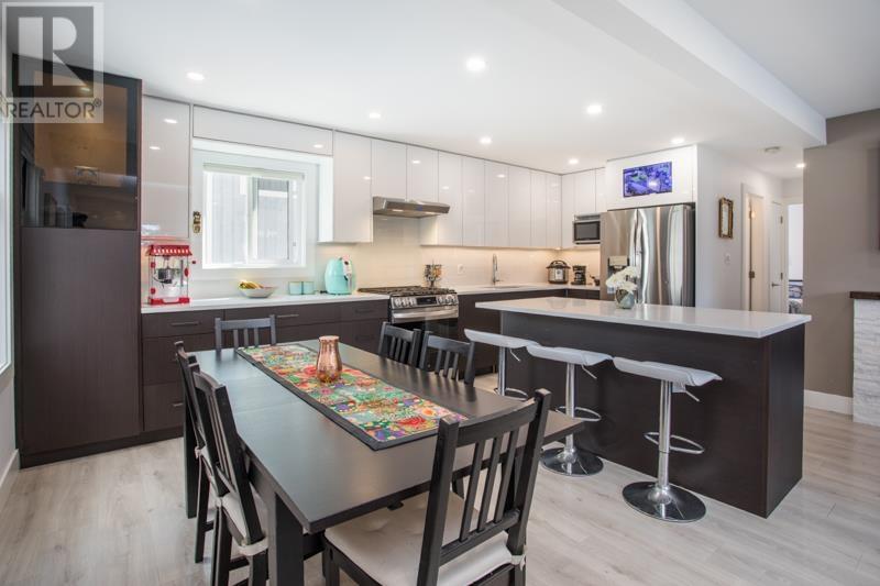 344 W 23rd Street, North Vancouver, British Columbia  V7M 2B5 - Photo 8 - R2994274