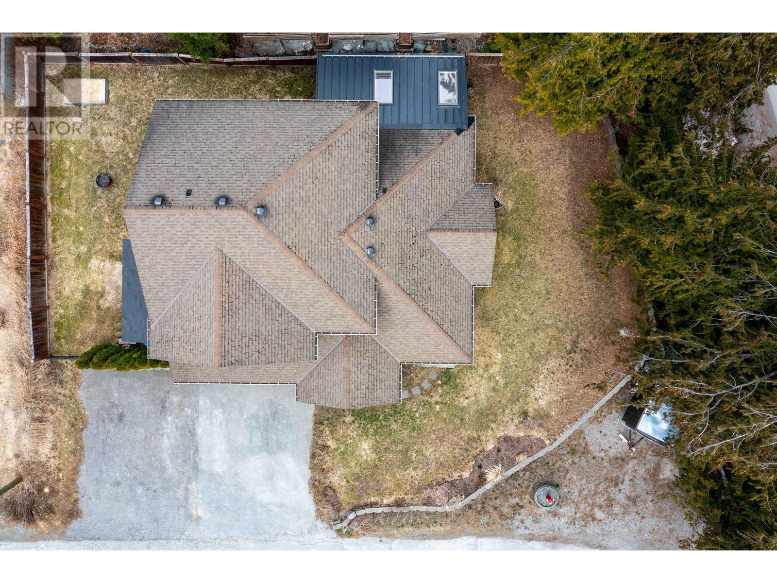 7443 Dogwood Street, Pemberton, British Columbia  V0N 2L0 - Photo 29 - R2994277