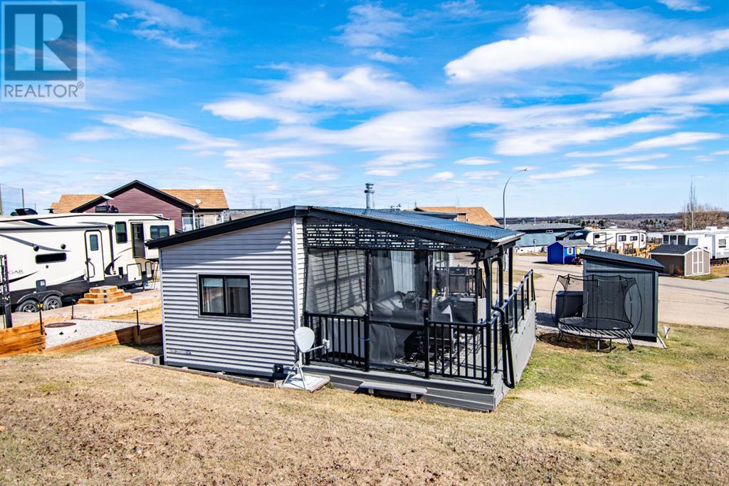 5013, 25054 South Pine Lake Road, Rural Red Deer County, Alberta  T0M 1R0 - Photo 5 - A2191394