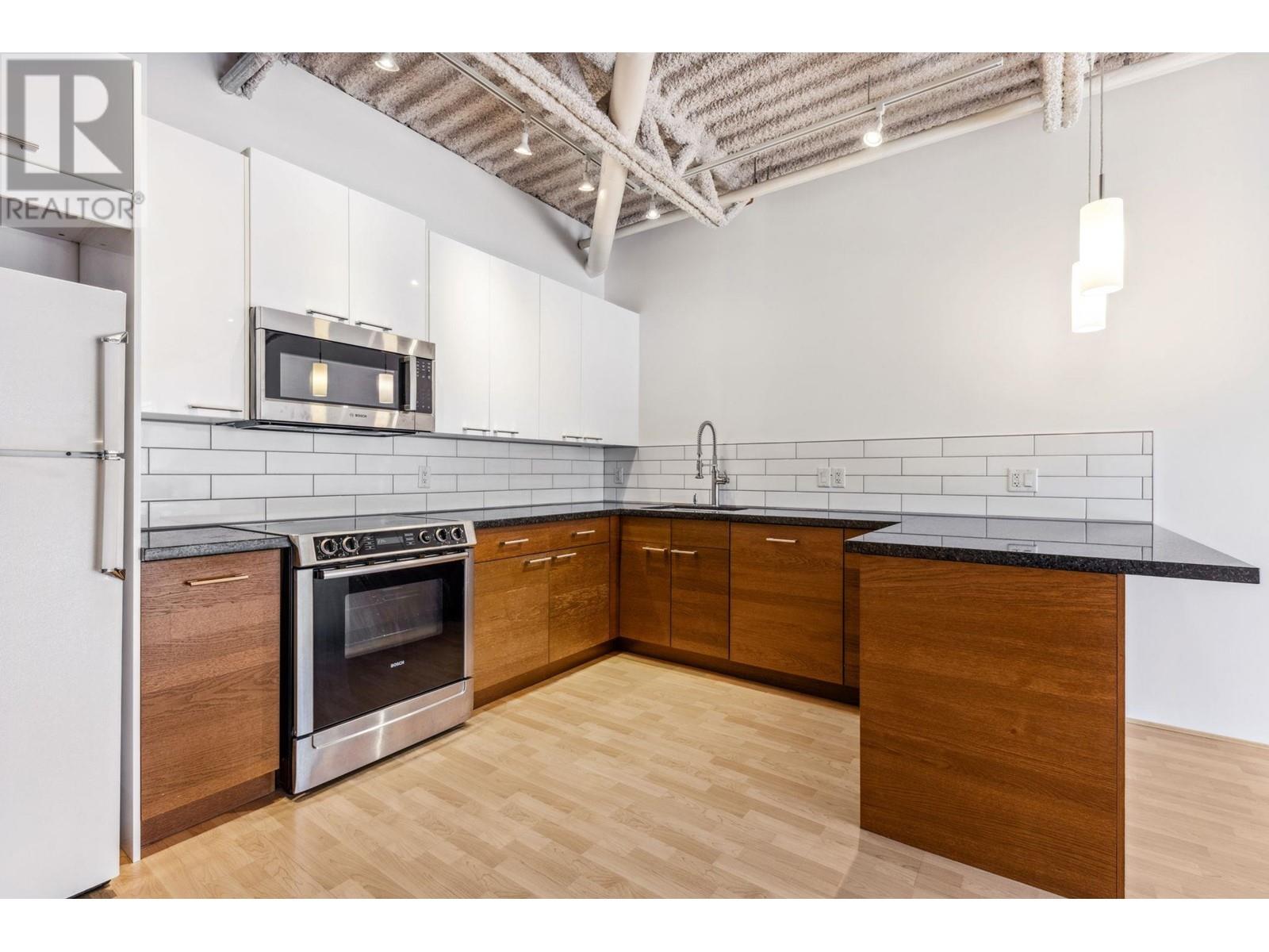 Listing Picture 15 of 31 : 423 350 E 2ND AVENUE, Vancouver / 溫哥華 - 魯藝地產 Yvonne Lu Group - MLS Medallion Club Member