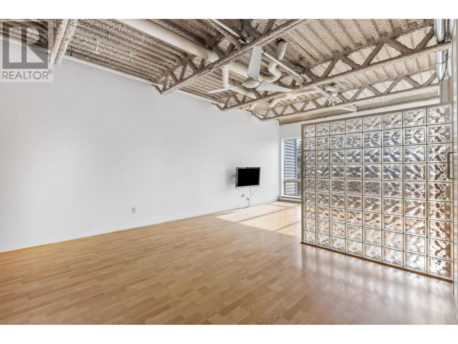 Listing Picture 19 of 31 : 423 350 E 2ND AVENUE, Vancouver / 溫哥華 - 魯藝地產 Yvonne Lu Group - MLS Medallion Club Member