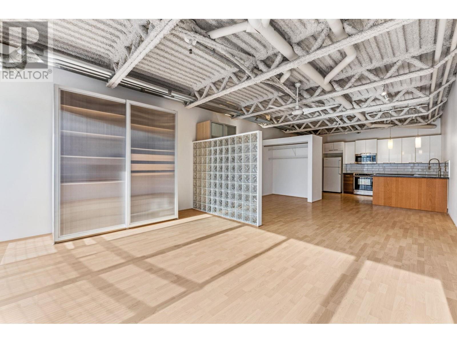 Listing Picture 8 of 31 : 423 350 E 2ND AVENUE, Vancouver / 溫哥華 - 魯藝地產 Yvonne Lu Group - MLS Medallion Club Member
