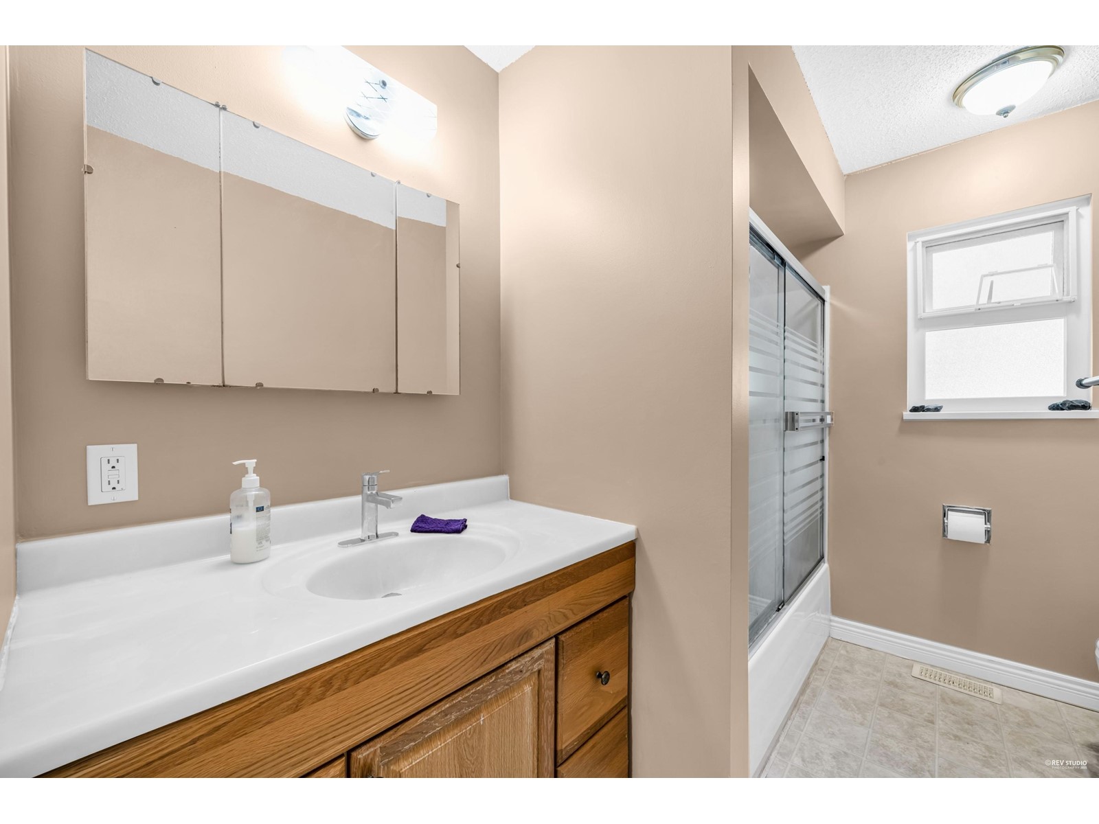 8112 116th Street, Delta, British Columbia  V4C 5T9 - Photo 19 - R2990939