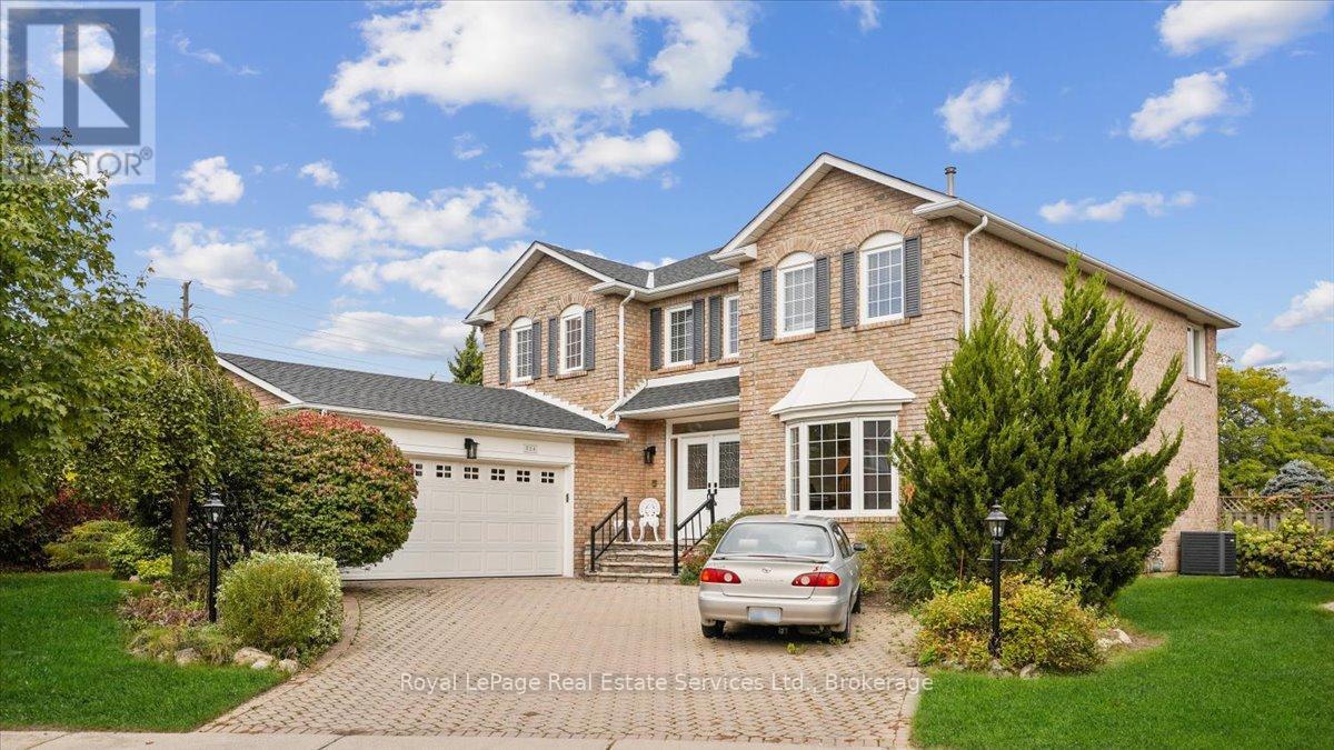 Property at 524 CHILLINGHAM CRESCENT image 1