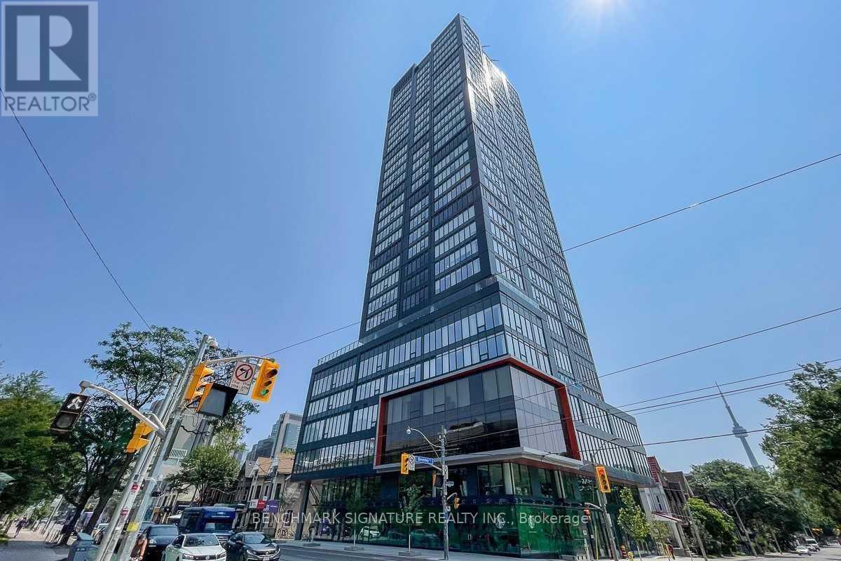 605 - 203 College Street, Toronto, Ontario  M5T 1P9 - Photo 1 - C12103011