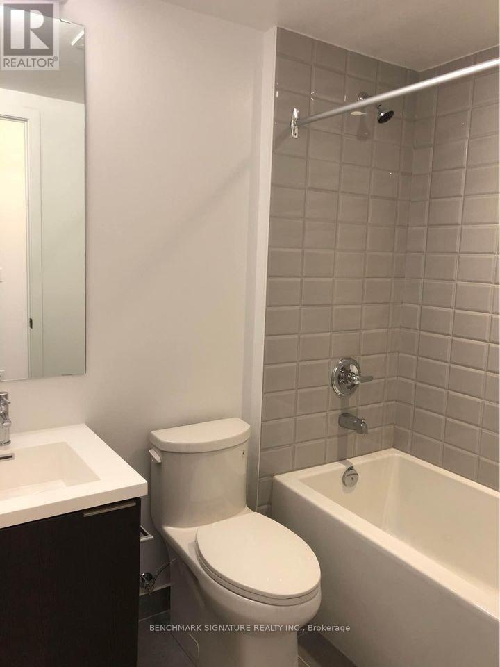 605 - 203 College Street, Toronto, Ontario  M5T 1P9 - Photo 11 - C12103011