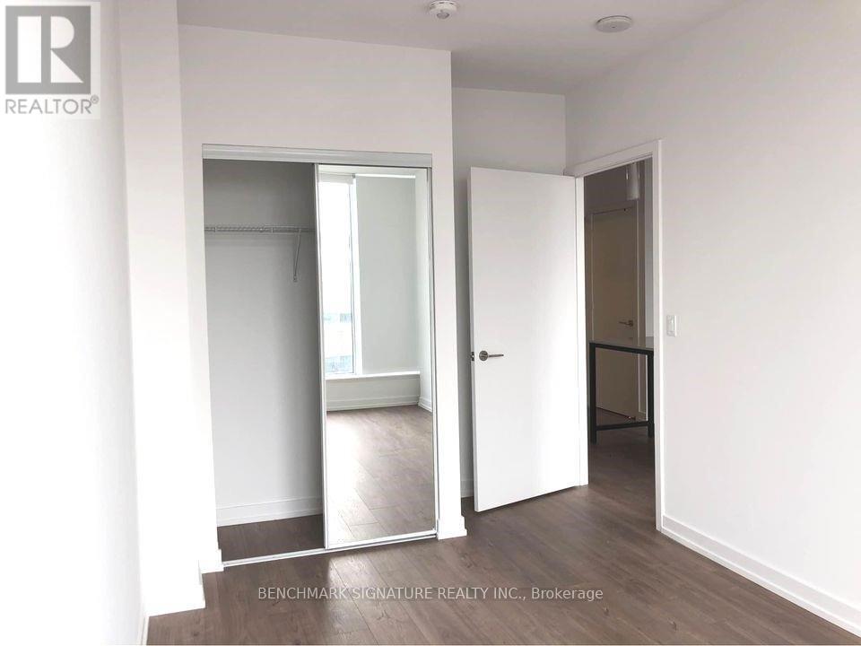 605 - 203 College Street, Toronto, Ontario  M5T 1P9 - Photo 4 - C12103011