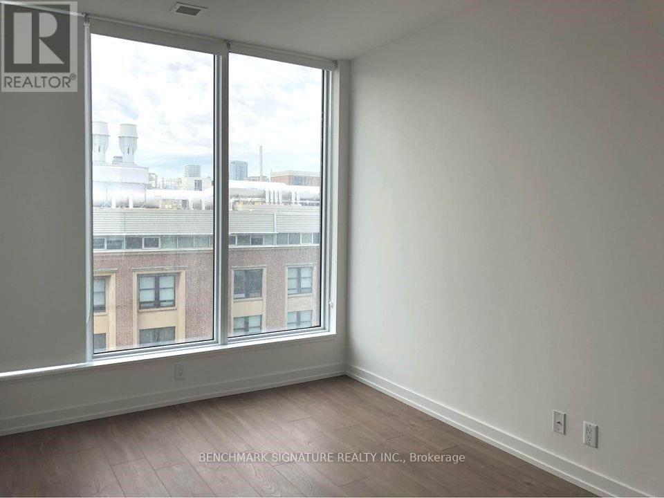 605 - 203 College Street, Toronto, Ontario  M5T 1P9 - Photo 8 - C12103011