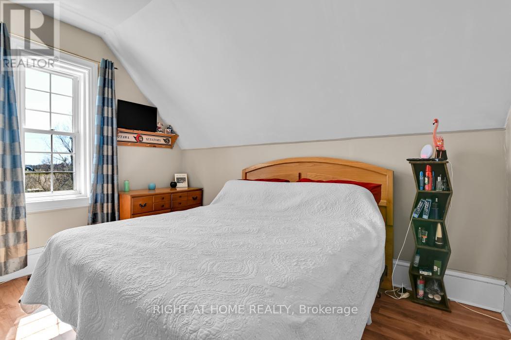 2115 River Road, North Grenville, Ontario  K0G 1J0 - Photo 19 - X12103030