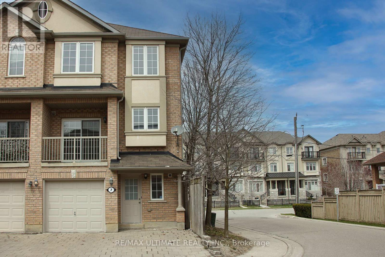 Property at 7 - 71 PUCCINI DRIVE image 3