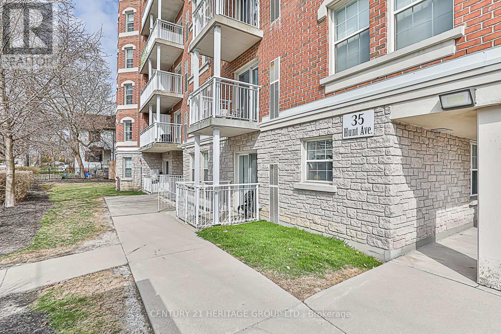 Property at 403 - 35 HUNT AVENUE image 3