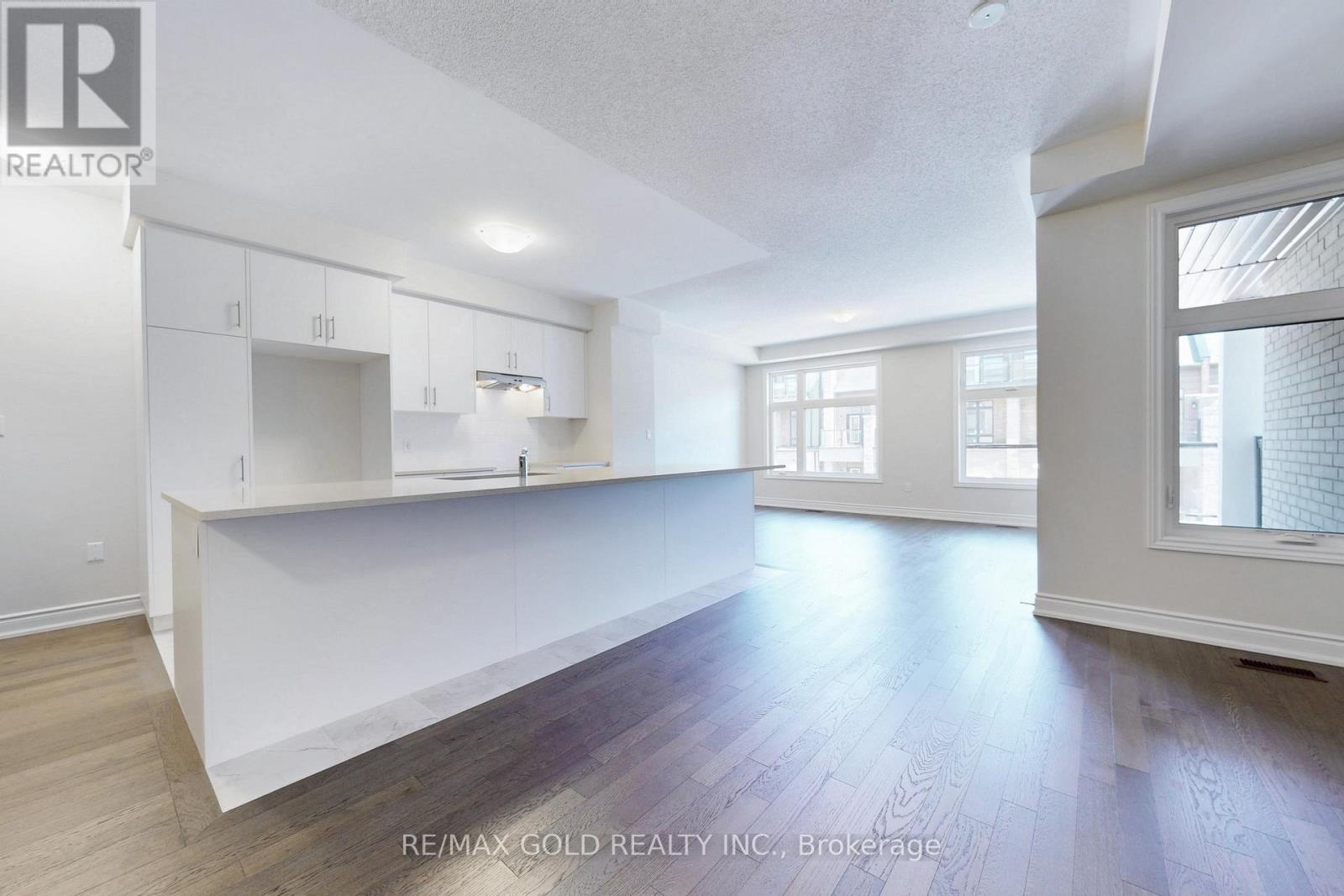 1297 Anthonia Trail, Oakville, Ontario  L6H 7Z1 - Photo 10 - W12102995