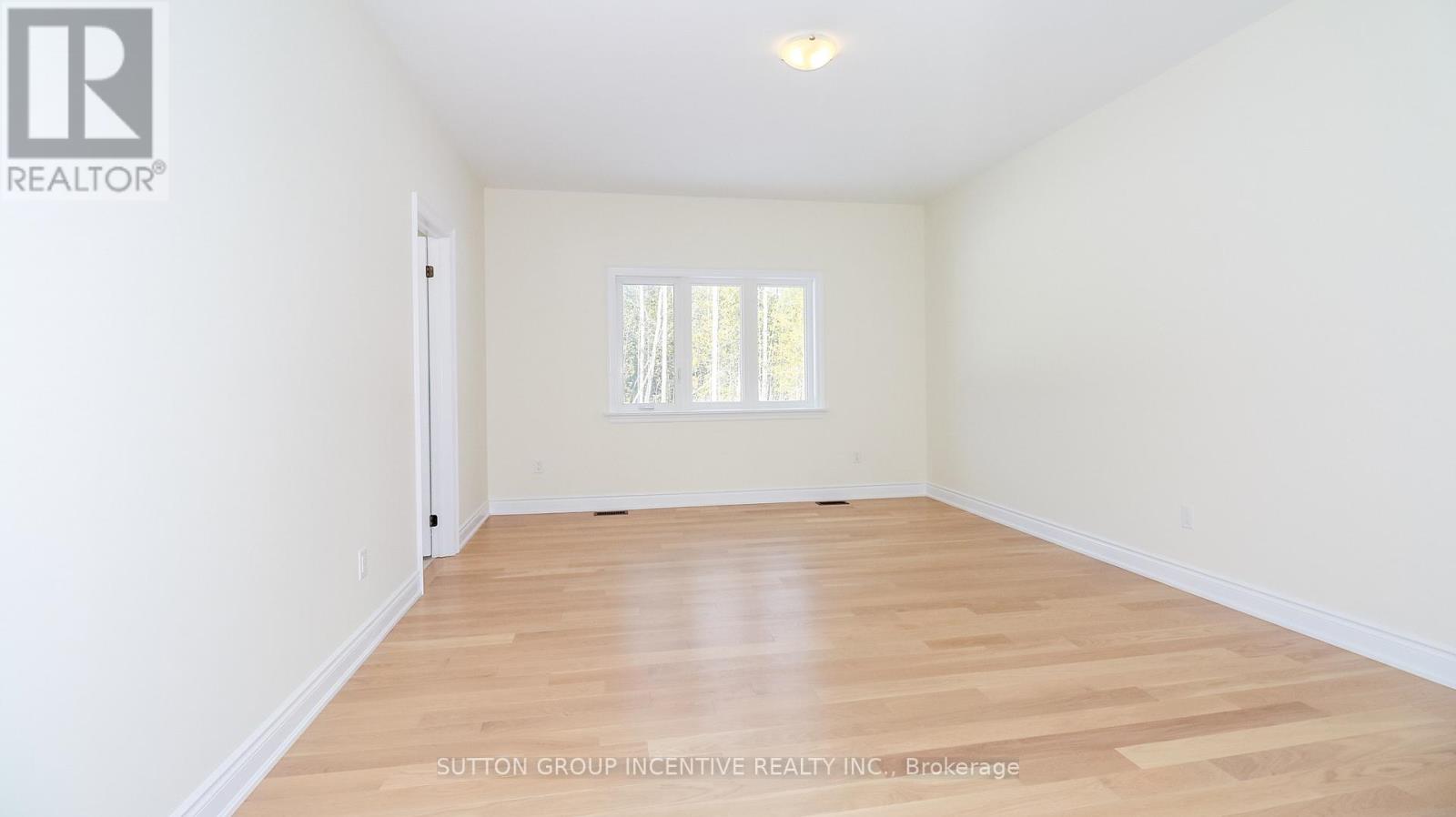 28 Cottonwood Street, Springwater, Ontario  L9X 2E5 - Photo 23 - S12089840