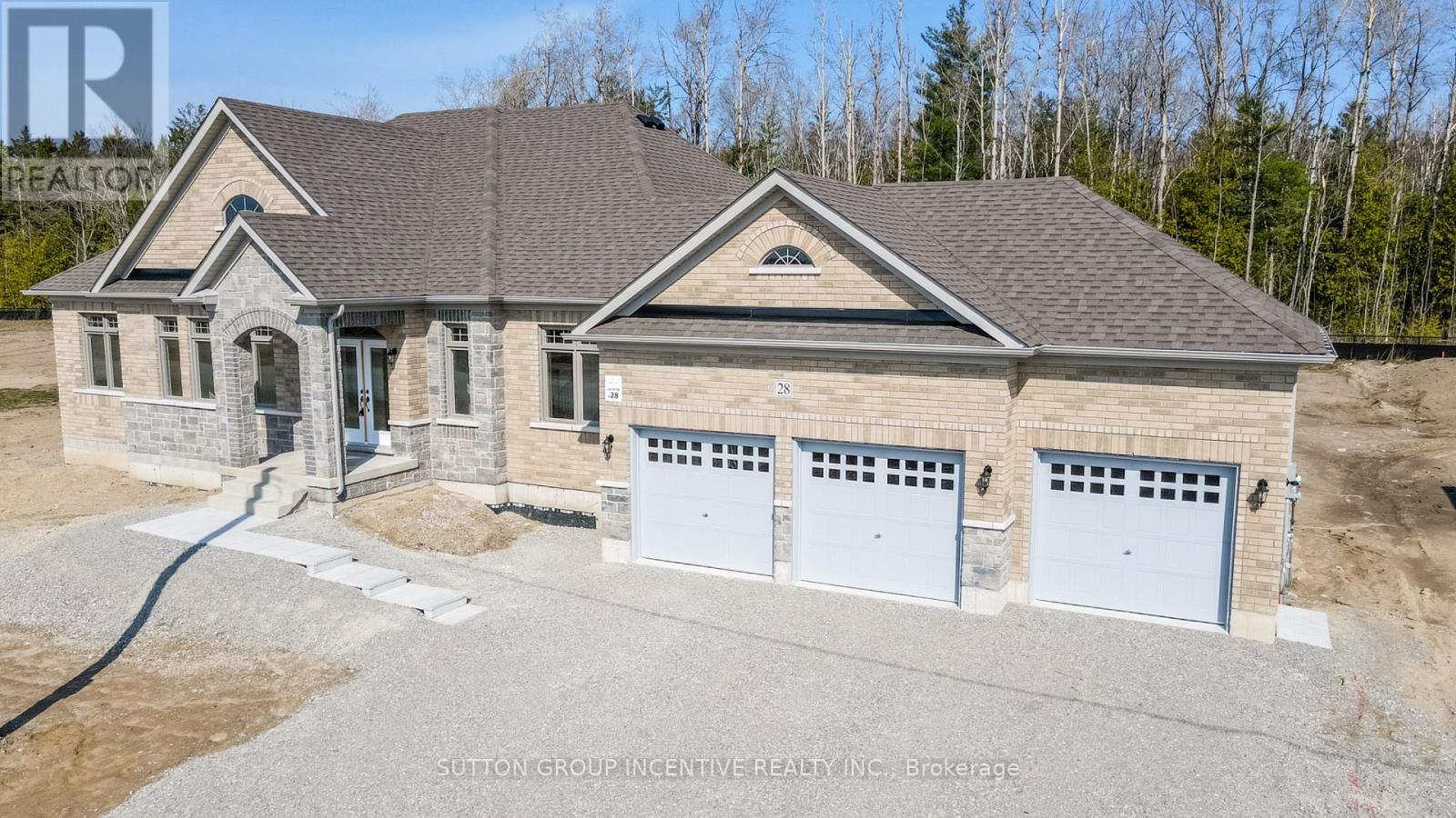 28 Cottonwood Street, Springwater, Ontario  L9X 2E5 - Photo 3 - S12089840