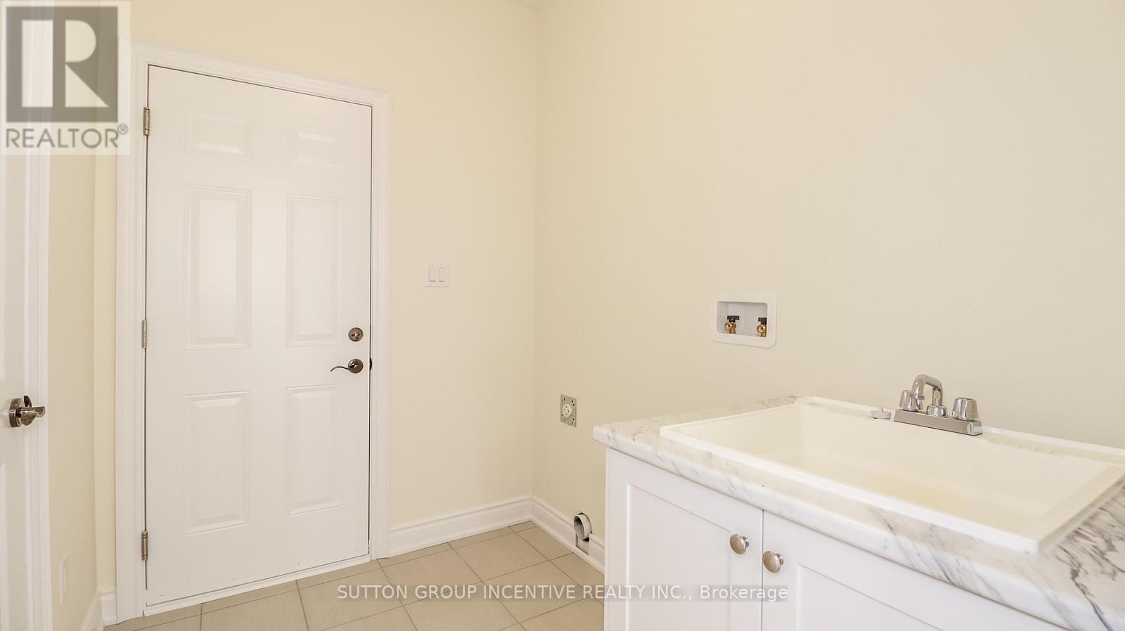 28 Cottonwood Street, Springwater, Ontario  L9X 2E5 - Photo 36 - S12089840