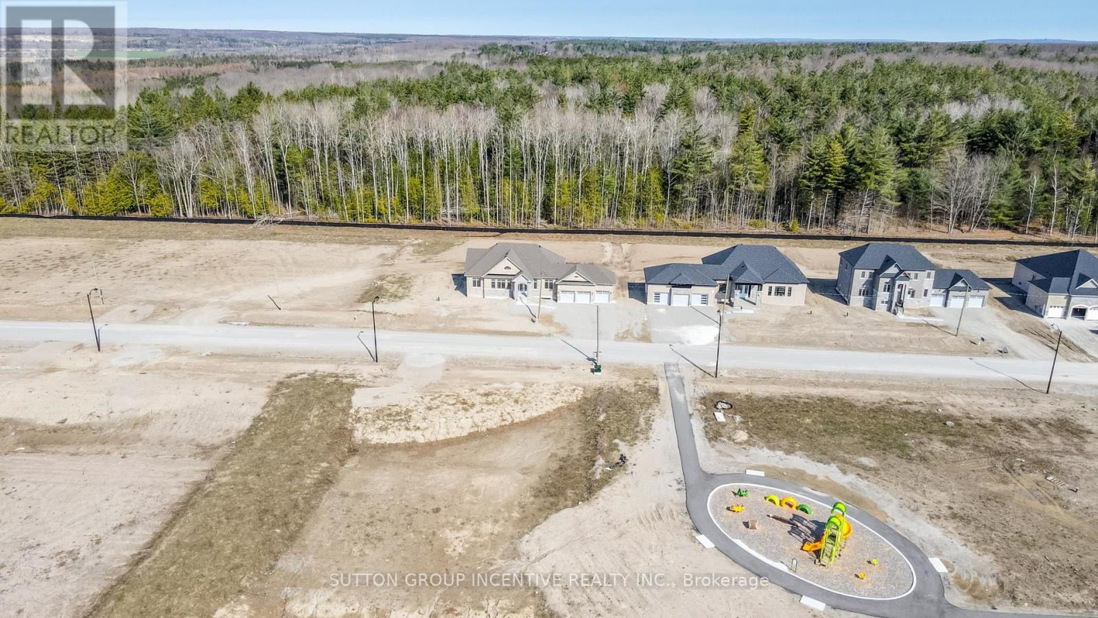 28 Cottonwood Street, Springwater, Ontario  L9X 2E5 - Photo 6 - S12089840