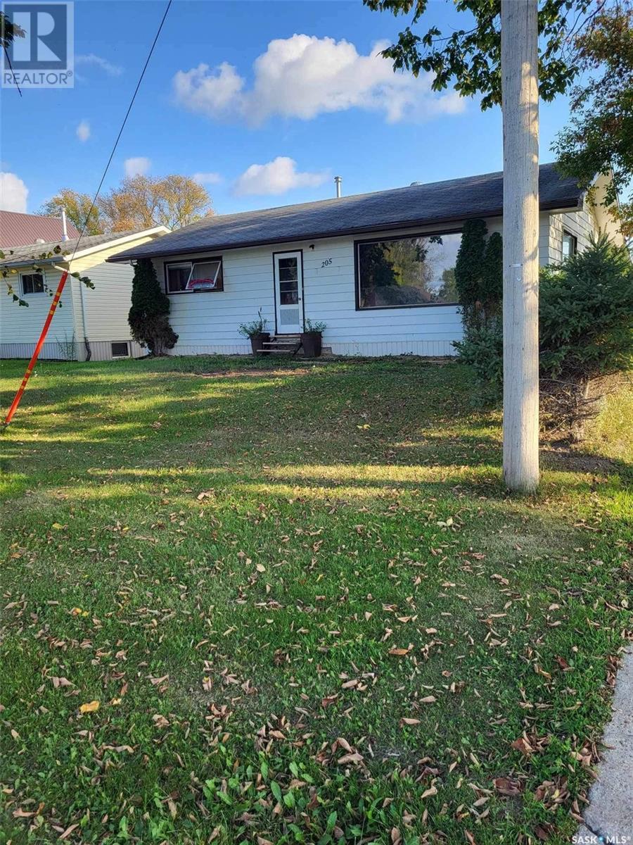 Property at 205 Oak STREET image 1