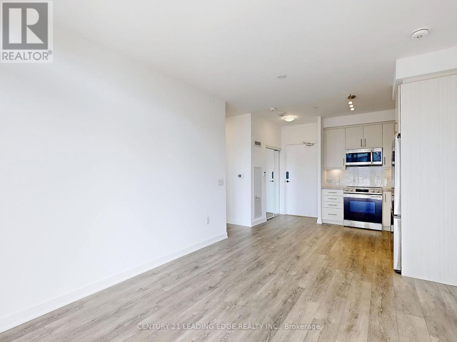 206 - 105 Oneida Crescent, Richmond Hill, Ontario  L4B 0H6 - Photo 8 - N12103042